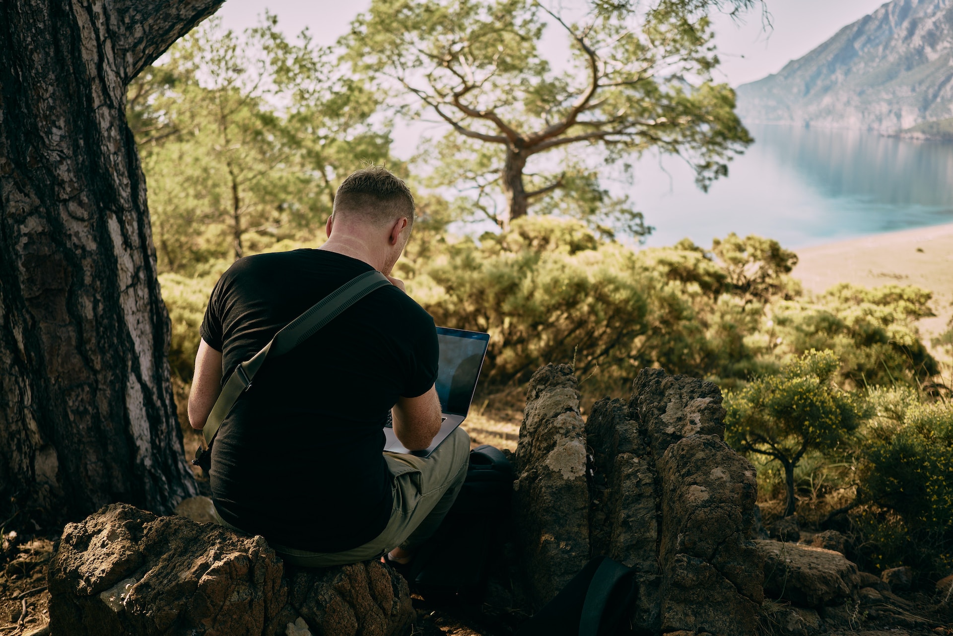 Outdoor workspace